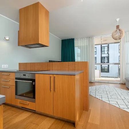 3-bedroom With Sauna And Balcony *