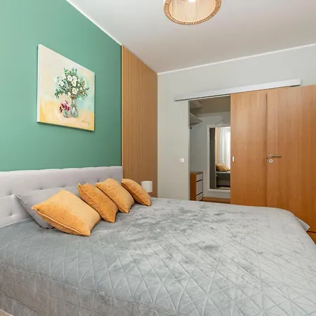 Korter 3-bedroom With Sauna And Balcony